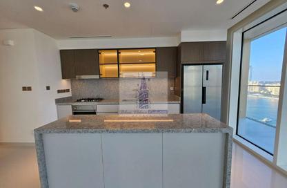 Apartment - 2 Bedrooms - 2 Bathrooms for sale in Grand Bleu Tower 1 - EMAAR Beachfront - Dubai Harbour - Dubai