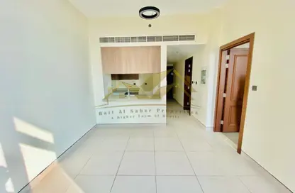 شقة - غرفة نوم - 2 حمامات للايجار في مسكن صالح ٣ - جميرا جاردن سيتي - السطوة - دبي