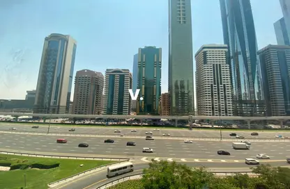 شقة - غرفة نوم - 2 حمامات للايجار في برج دي ايكس بي - شارع الشيخ زايد - دبي