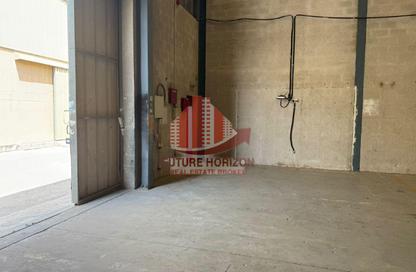 Warehouse - Studio - 1 Bathroom for rent in Ras Al Khor Industrial - Ras Al Khor - Dubai