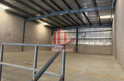 Warehouse - Studio - 1 Bathroom for rent in Ras Al Khor Industrial - Ras Al Khor - Dubai