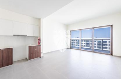 Apartment - 2 - 3 for sale in Golf Views A - Golf Views - Emaar South - Dubai South (Dubai World Central) - Dubai