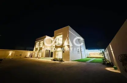 Villa - 7 Bedrooms - 7+ Bathrooms for rent in Nad Al Sheba Gardens 1 - Nad Al Sheba Gardens - Nad Al Sheba - Dubai