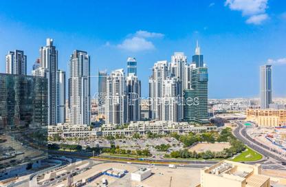 Apartment - 1 Bedroom - 2 Bathrooms for rent in Bay's Edge - Business Bay - Dubai