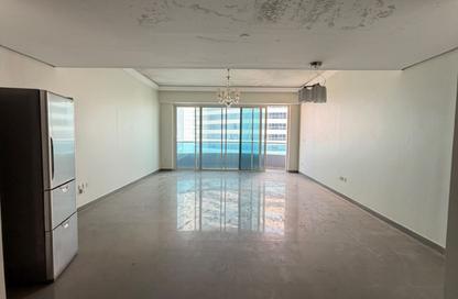 Apartment - 2 - 3 for rent in Blue Tower - Al Majaz 3 - Al Majaz - Sharjah