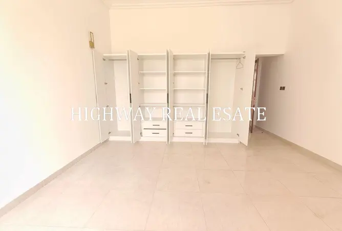 151909311 - Property Image 3
