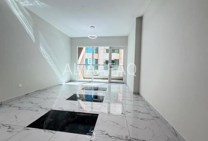 92716335 - Property Main Image