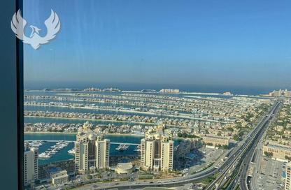 Apartment - 1 - 2 for rent in The Palm Tower - Palm Jumeirah - Dubai