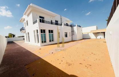 Villa - 5 Bedrooms - 5 Bathrooms for rent in Nad Al Sheba Villas - Nad Al Sheba 3 - Nad Al Sheba - Dubai