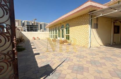 Villa - 3 Bedrooms - 5 Bathrooms for sale in Al Hamidiya 1 - Al Hamidiya - Ajman