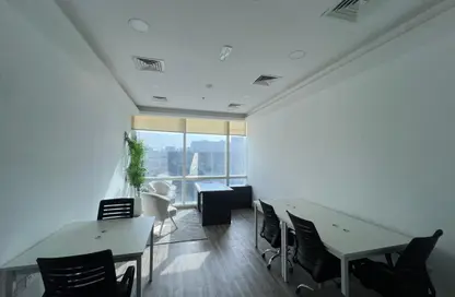 مكتب - استوديو للايجار في برج تماني - الخليج التجاري - دبي