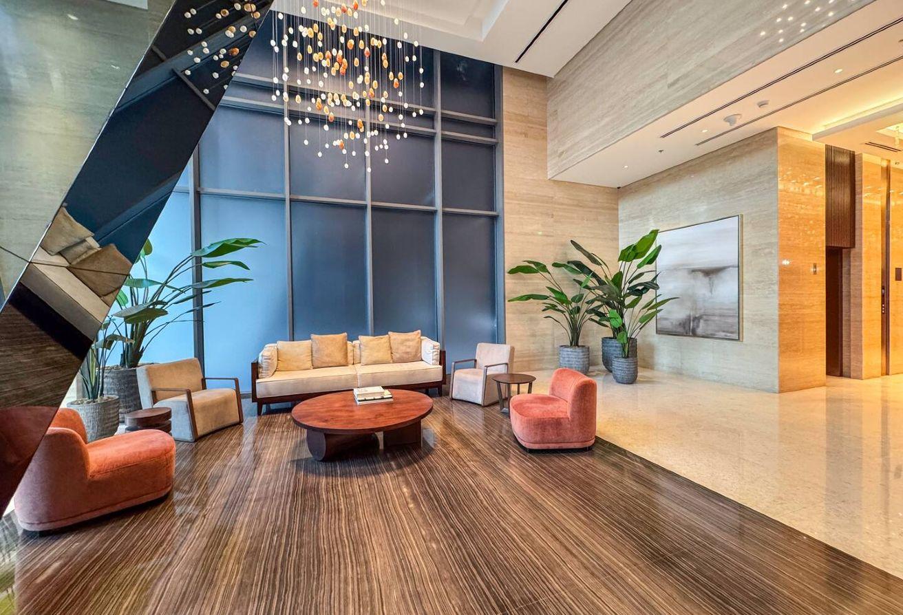 FULLY FURNISHED | VACANT SOON | UPGRADED photo 10