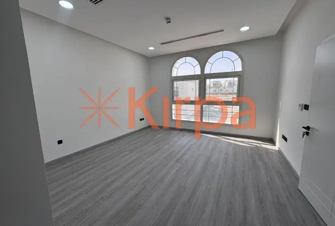 153751784 - Property Image 2