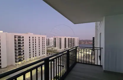 Apartment - 2 Bedrooms - 2 Bathrooms for sale in Waters Edge - Yas Island - Abu Dhabi