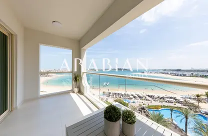 Apartment - 2 Bedrooms - 2 Bathrooms for sale in Al Nabat - Shoreline Apartments - Palm Jumeirah - Dubai