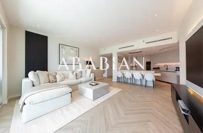Apartment - 2 Bedrooms - 2 Bathrooms for sale in Al Nabat - Shoreline Apartments - Palm Jumeirah - Dubai