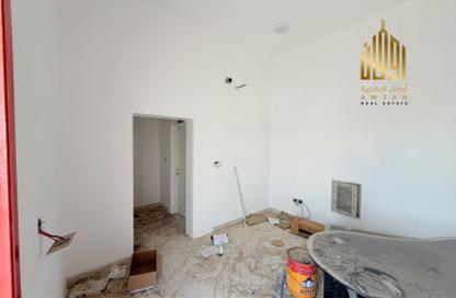 Warehouse - Studio for rent in Umm Al Thuoob - Umm Al Quwain