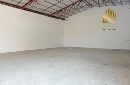 Warehouse - Studio for rent in Umm Al Thuoob - Umm Al Quwain