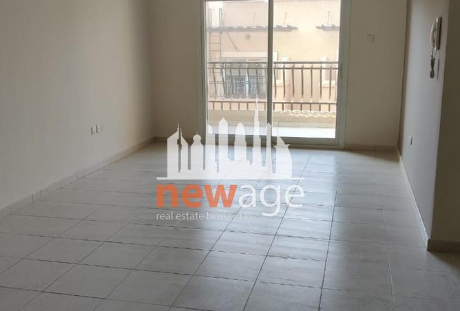 Furnished 1 BR Apartment with Landmark View
