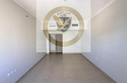 Apartment - 1 Bedroom - 2 Bathrooms for rent in Al Khan Corniche - Al Khan - Sharjah
