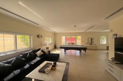 Villa - 3 - 3 for sale in District 8 - Jumeirah Park - Dubai