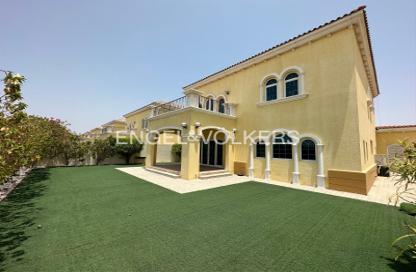 Villa - 3 - 3 for sale in District 8 - Jumeirah Park - Dubai