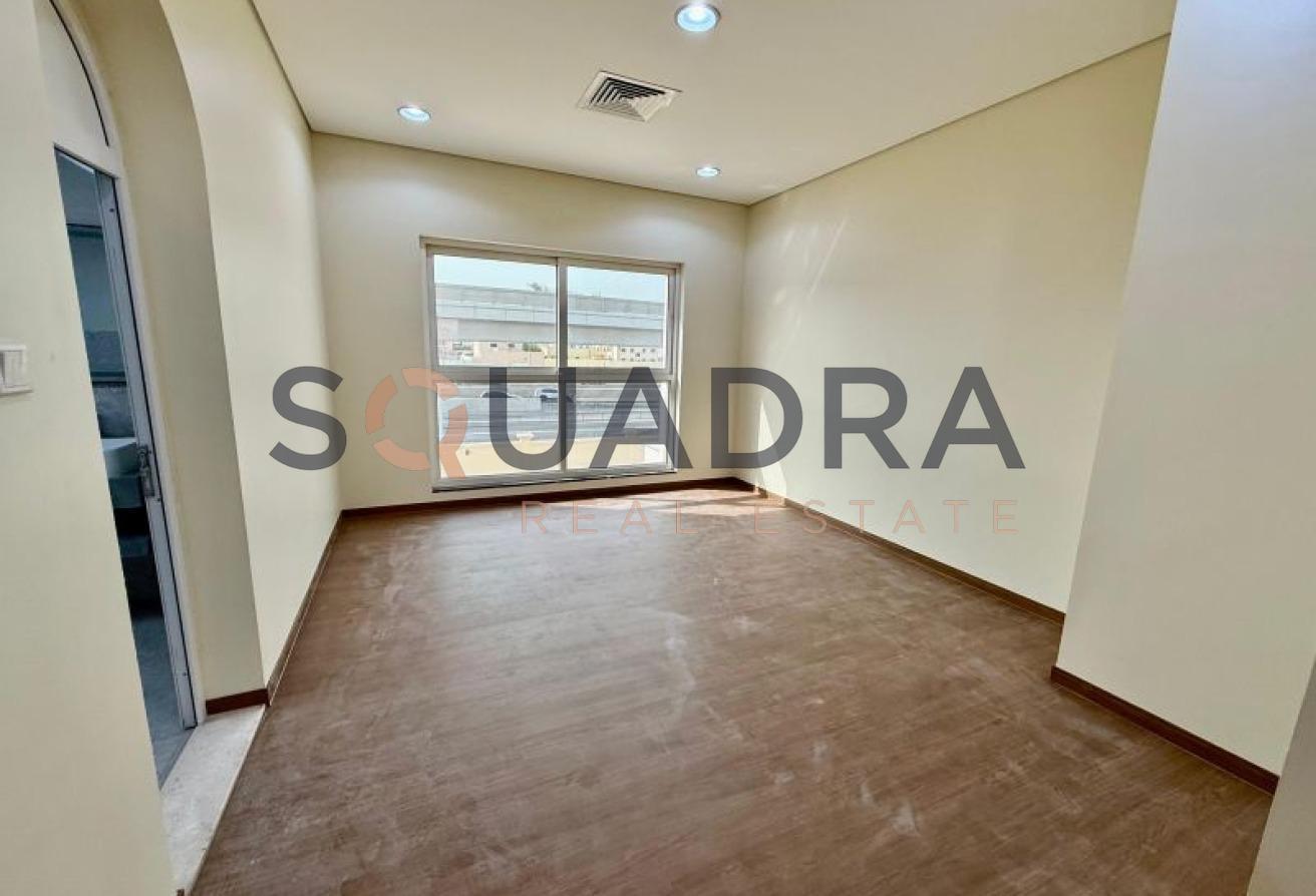 Spacious Family Home | Brand New | Easy Access photo 13