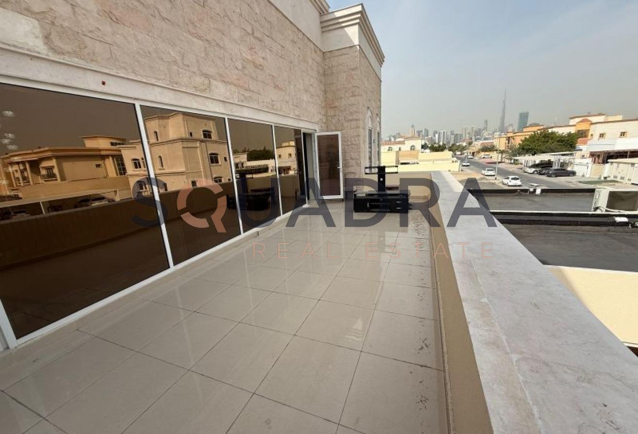 Spacious Family Home | Brand New | Easy Access photo 25