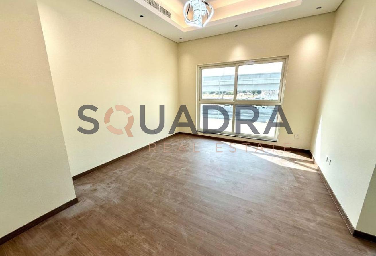 Spacious Family Home | Brand New | Easy Access photo 26