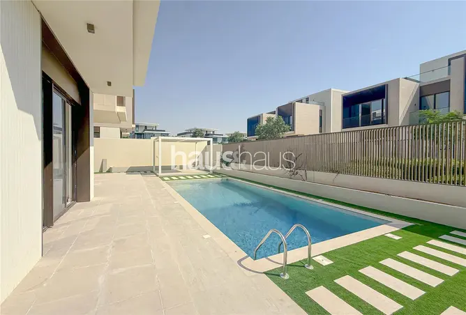 150009400 - Property Image 2