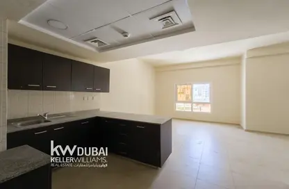 Apartment - 1 Bathroom for rent in Al Thamam 28 - Al Thamam - Remraam - Dubai