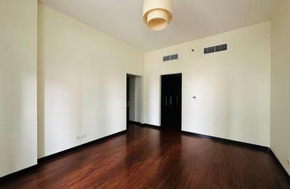 Apartment - 2 Bedrooms - 4 Bathrooms for rent in Green Lakes Towers 2 - Green Lakes Towers - JLT Cluster S - Jumeirah Lake Towers - Dubai