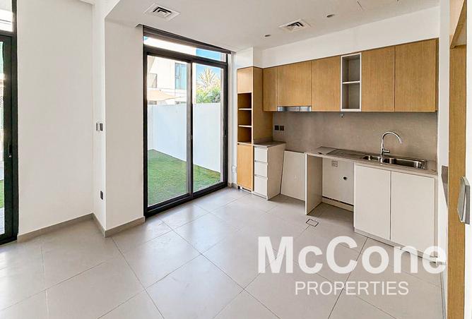 124289258 - Property Image 3