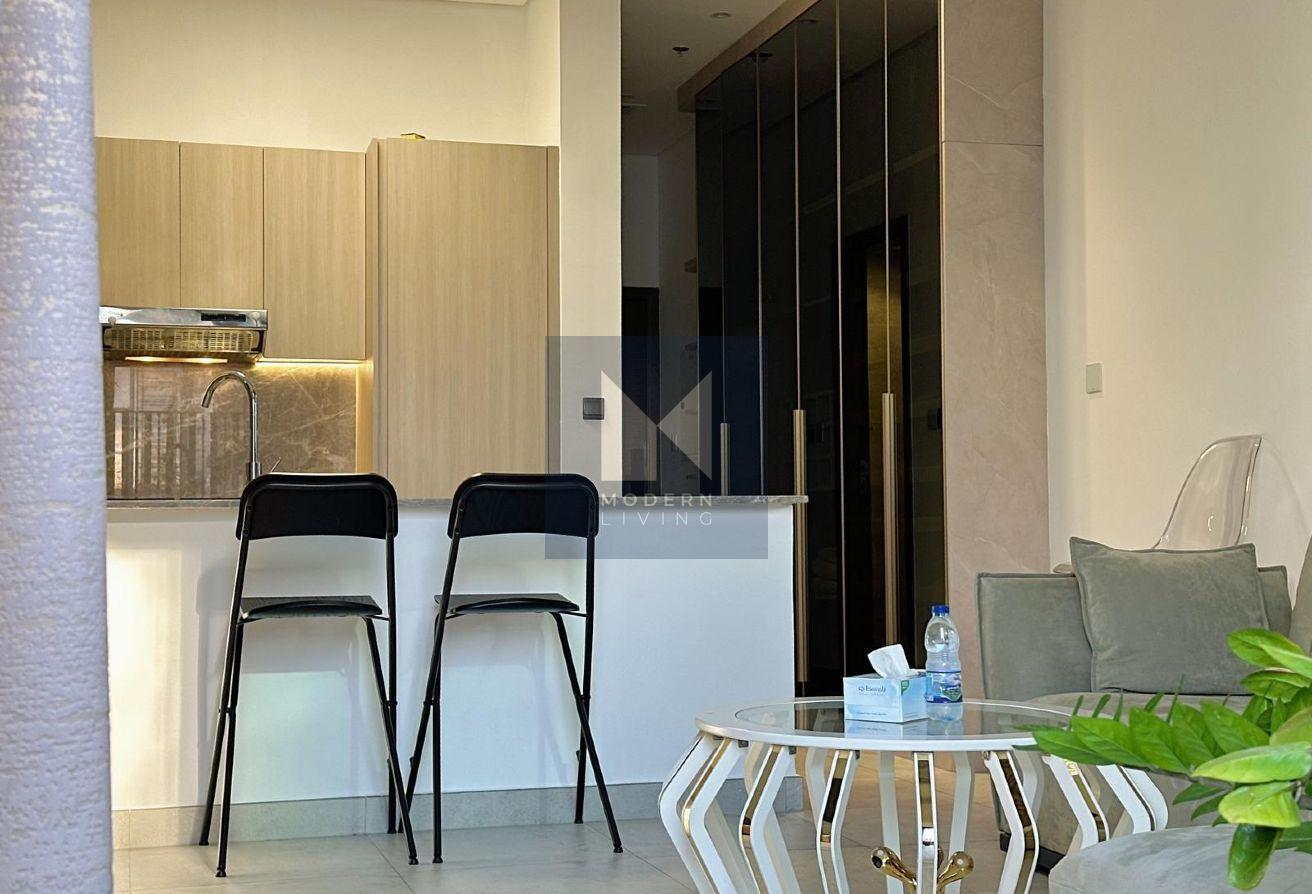 Chic Furnished Studio| Huge Terrace| Move-in Ready photo 8