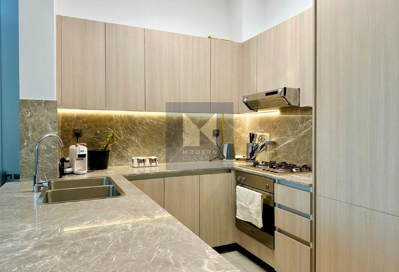 Chic Furnished Studio| Huge Terrace| Move-in Ready photo 5