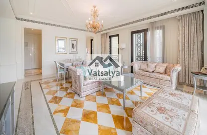 Apartment - 1 Bedroom - 2 Bathrooms for rent in Palazzo Versace - Culture Village - Dubai