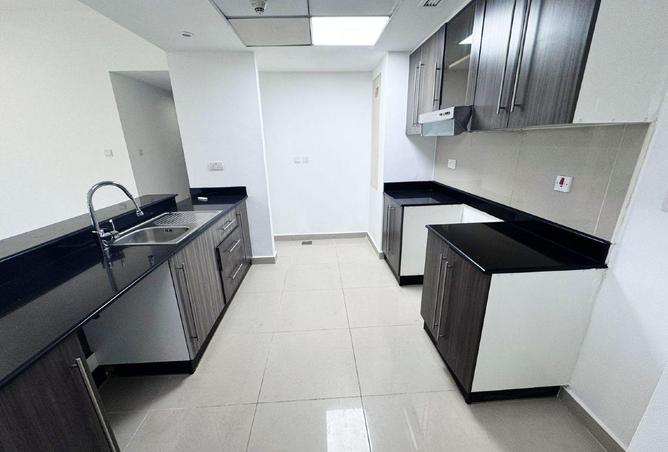 81943571 - Property Image 3