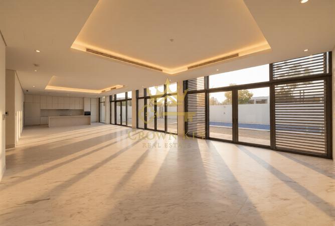 100387800 - Property Image 3