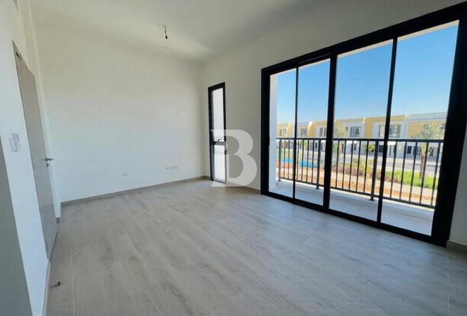 100405208 - Property Image 2