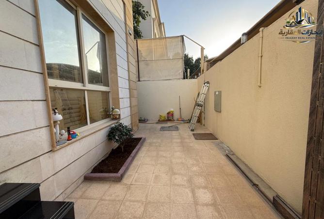 137868581 - Property Image 2