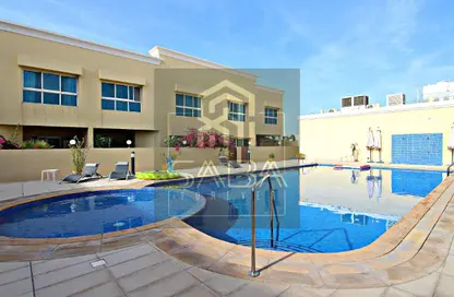 Villa - 5 Bedrooms - 5 Bathrooms for rent in Umm Suqeim 2 Villas - Umm Suqeim 2 - Umm Suqeim - Dubai