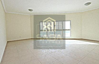 Villa - 5 Bedrooms - 5 Bathrooms for rent in Umm Suqeim 2 Villas - Umm Suqeim 2 - Umm Suqeim - Dubai