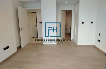 Apartment - 2 Bedrooms - 3 Bathrooms for rent in Vida 1 - Vida Residences - Aljada - Sharjah