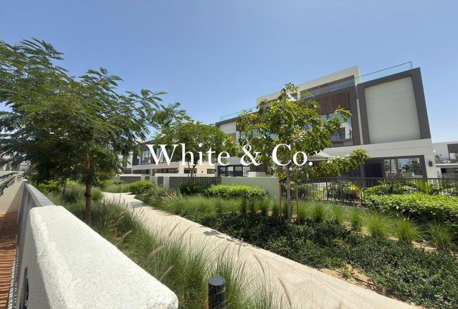 64402850 - Property Main Image