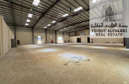 Warehouse - Studio - 4 Bathrooms for rent in Umm Dir - Umm Al Quwain