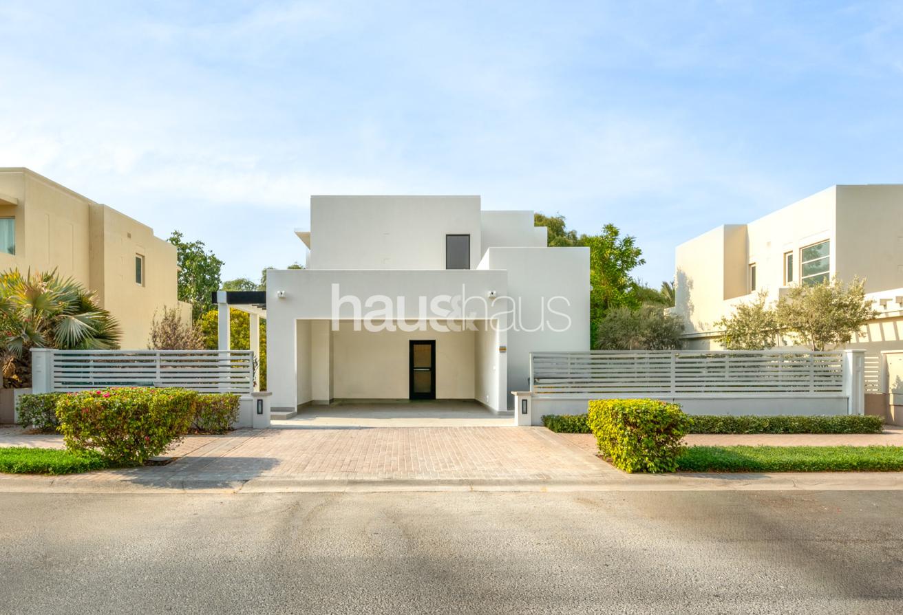 Extended Resort Style 4BR+ Maid | Type 7 | Vacant photo 25