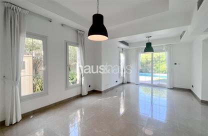 Villa - 3 Bedrooms - 3 Bathrooms for rent in Springs 10 - The Springs - Dubai Villa - 3 Bedrooms - 3 Bathrooms for rent in Springs 10 - The Springs - Dubai