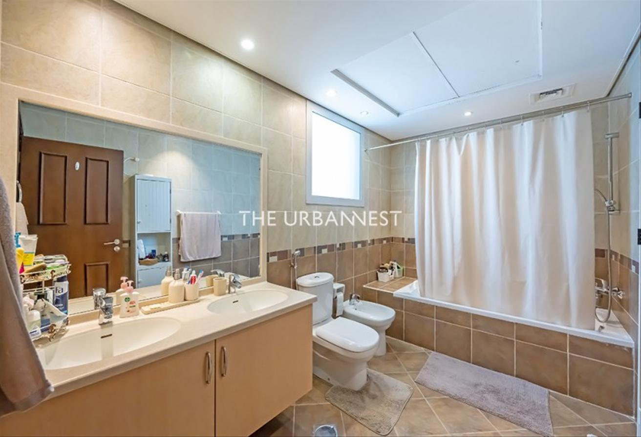 Upgraded and Extended | Spacious | Well Maintained photo 18