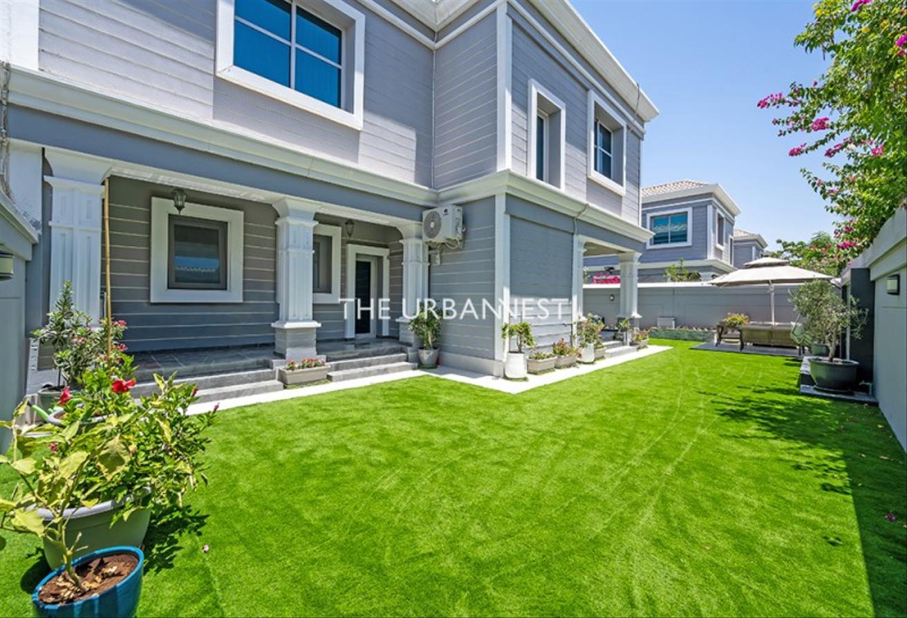 Upgraded and Extended | Spacious | Well Maintained photo 7