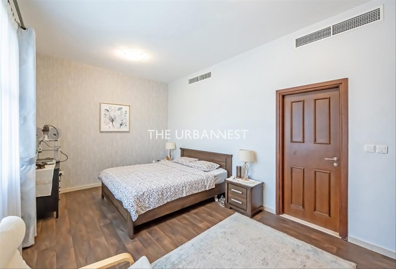 Upgraded and Extended | Spacious | Well Maintained photo 23